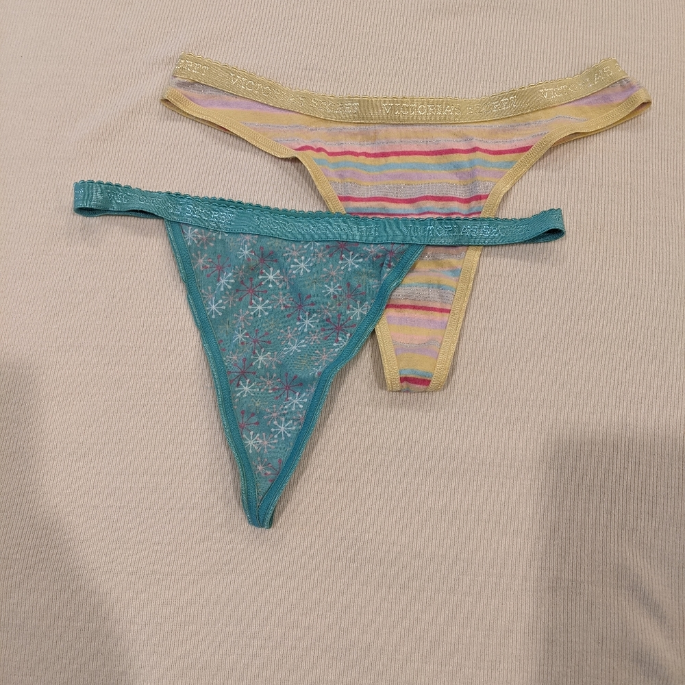 BOGO Victoria's Secret Low-Rise Thongs, Size M